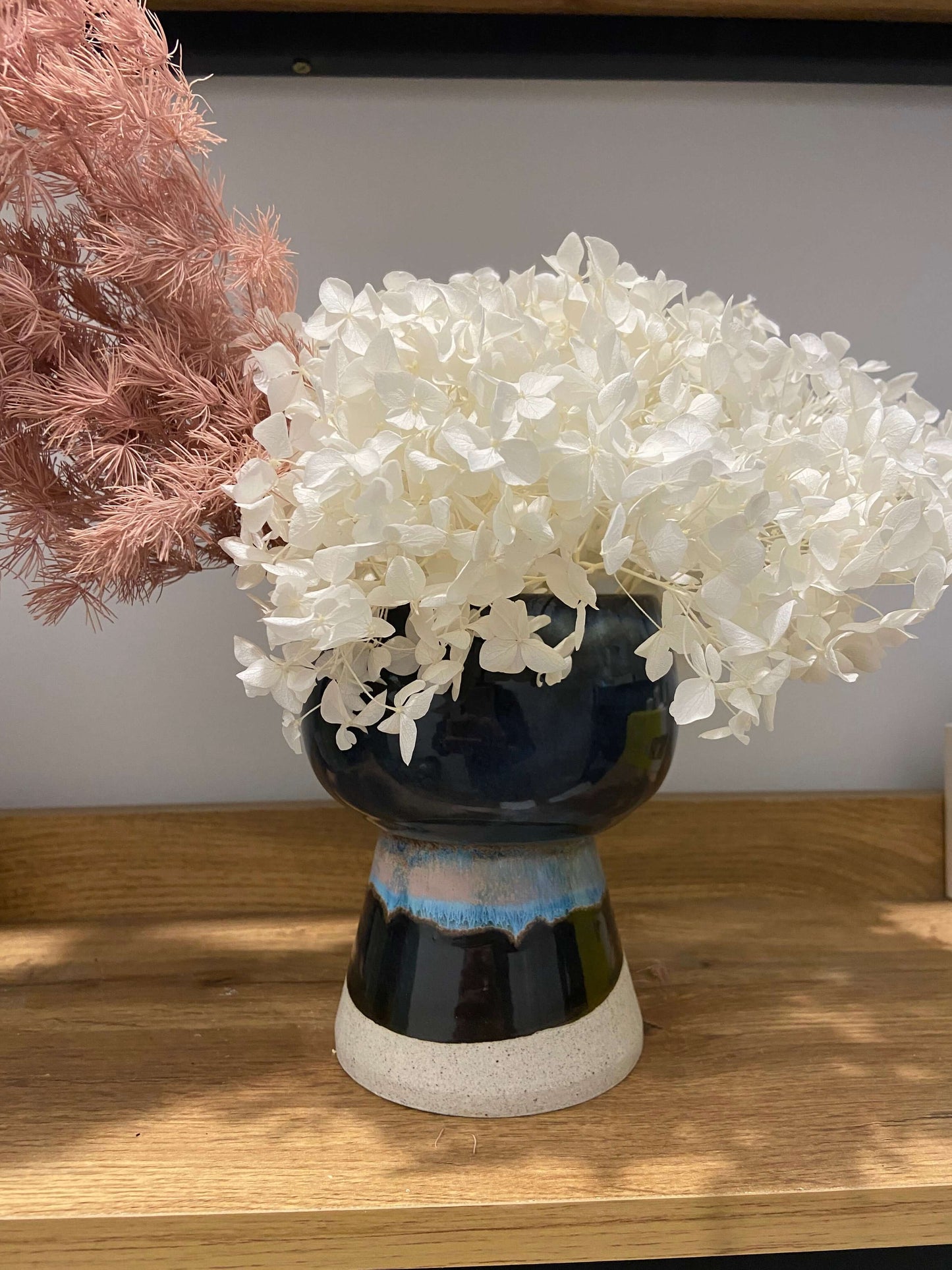 TONiC Ceramics 10cm Vase ‘Abduction’