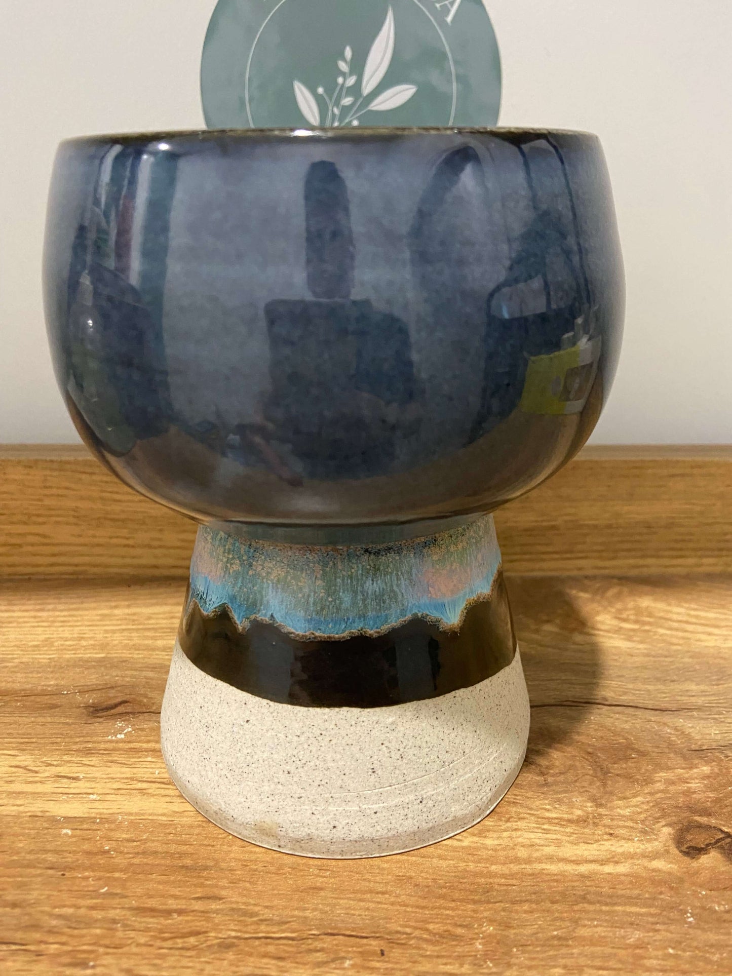 TONiC Ceramics 10cm Vase ‘Abduction’