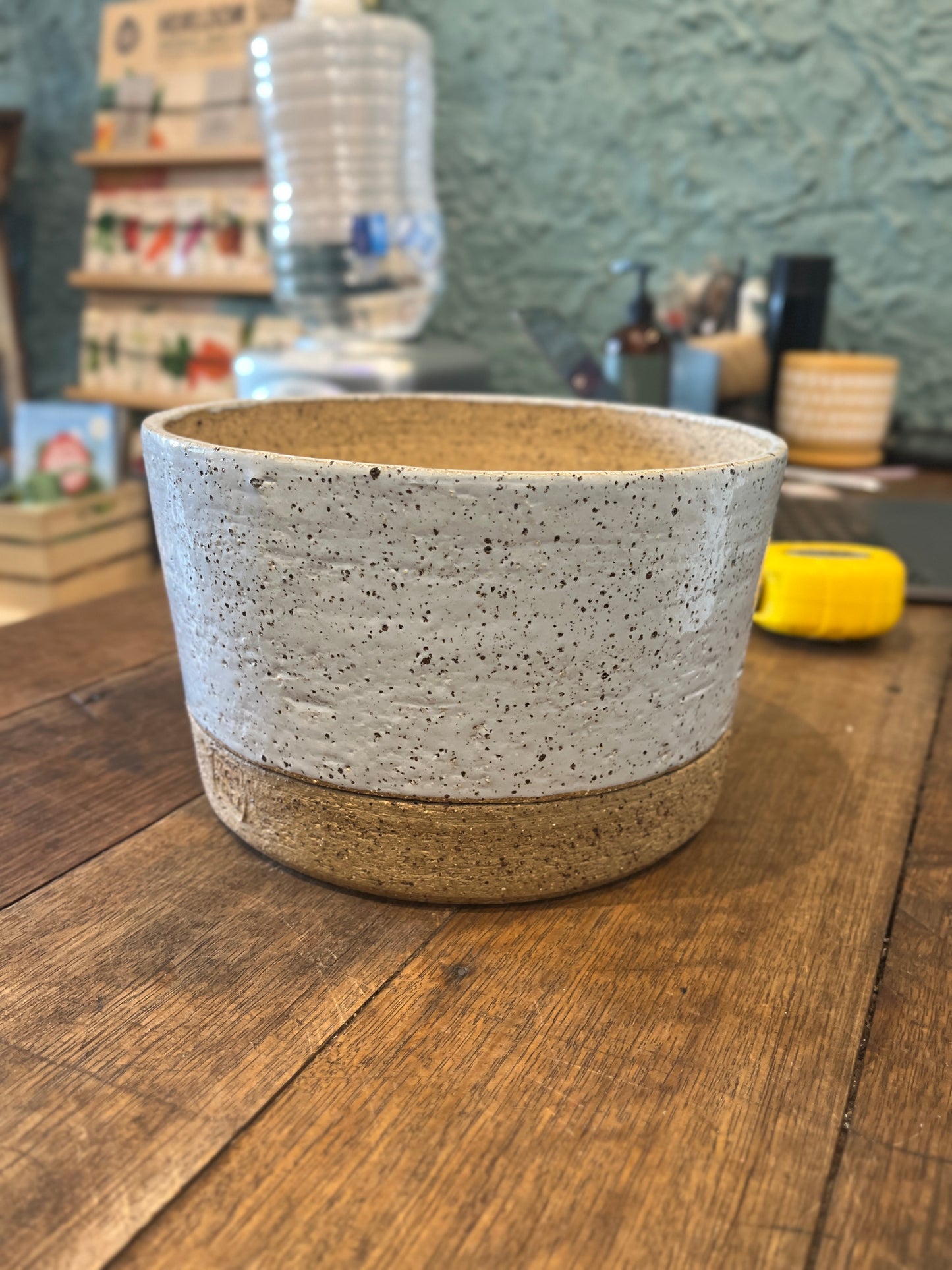 Rustic planter by TONiC Ceramics ‘Milk'