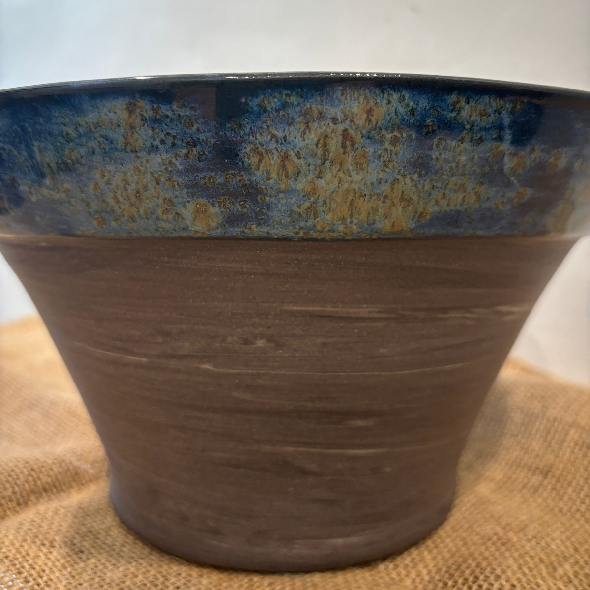 Marbled V Planter by TONiC Ceramics