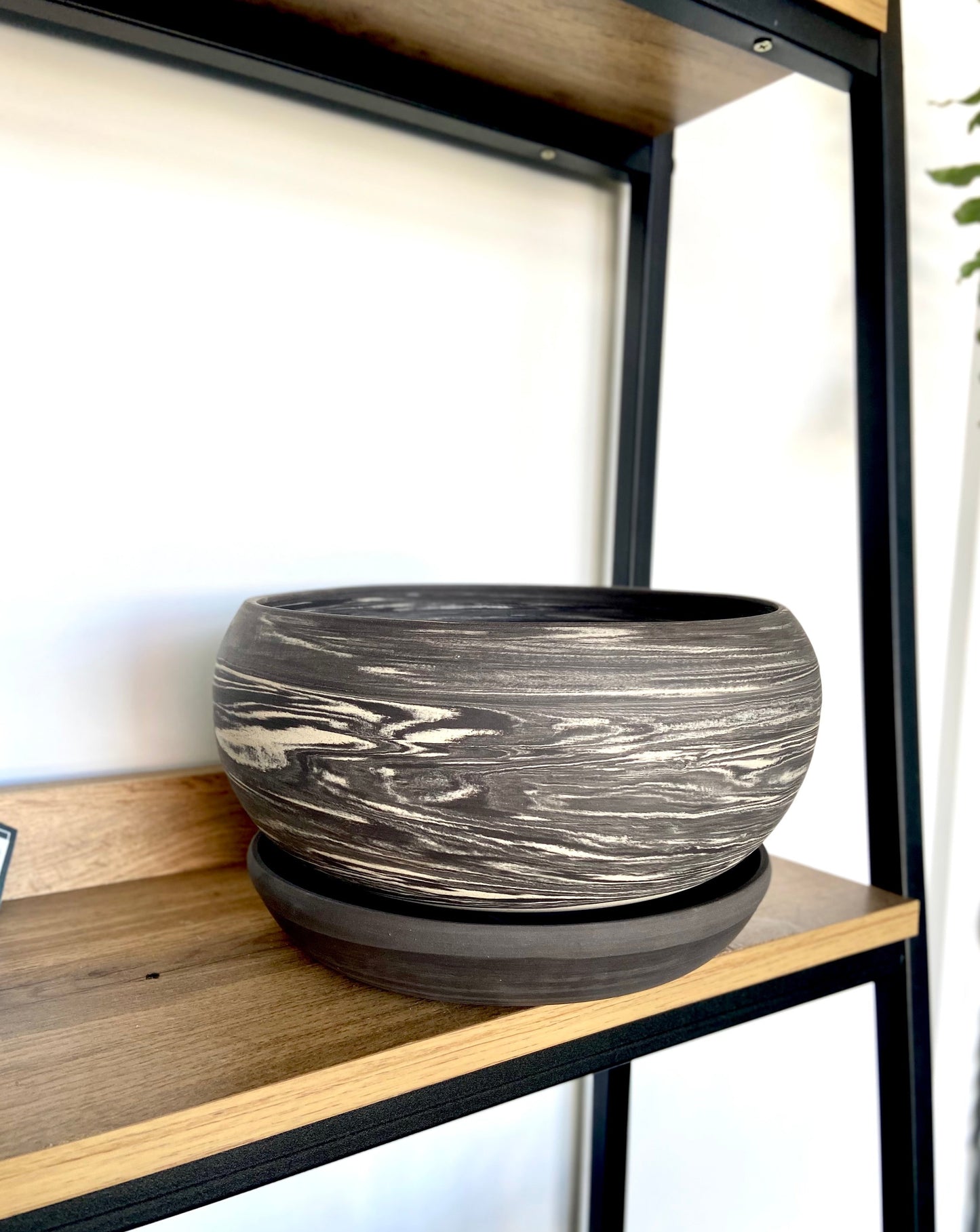 Marbled Bowl Planter