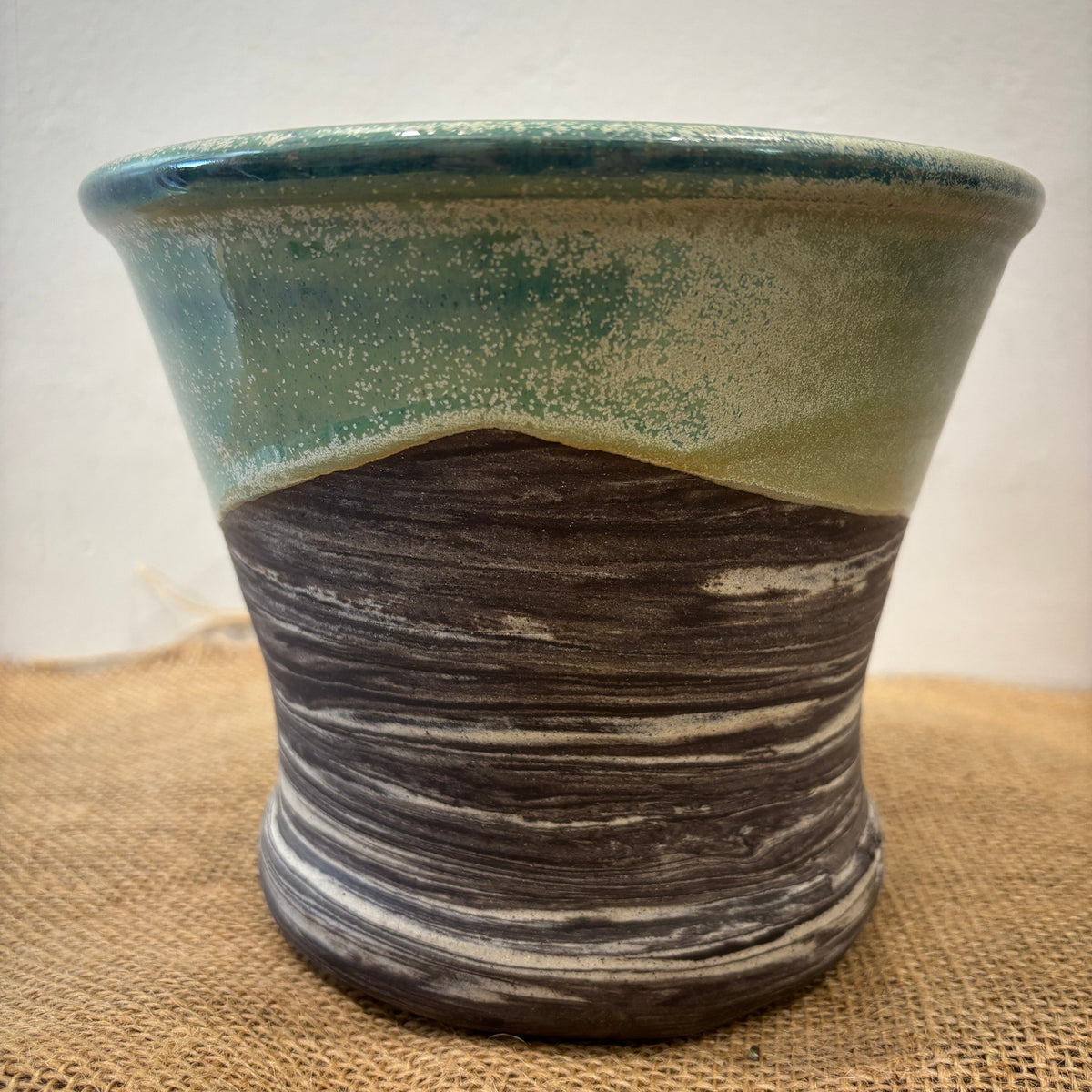 TONiC Ceramics Marbled Vessel - Green Tea