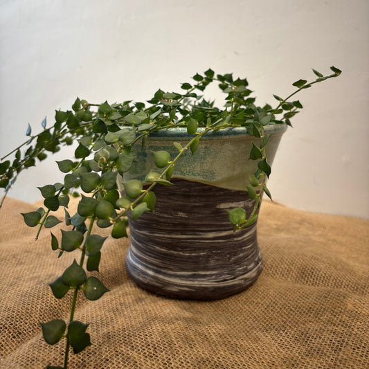 TONiC Ceramics Marbled Vessel - Green Tea