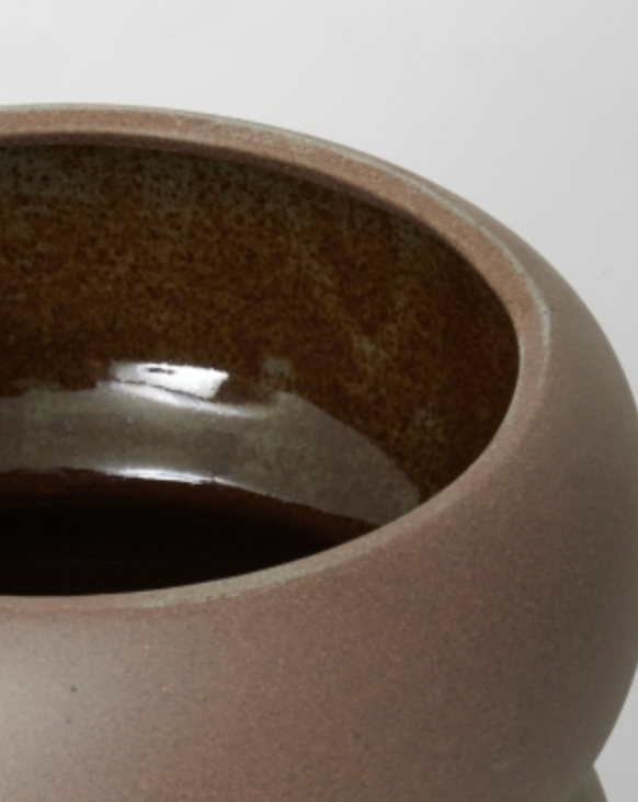 Billie Planter ~ Umber